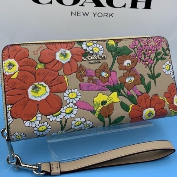 Coach LZA Floral Embossed Leather Zip Wallet NWT - Picture 1 of 12